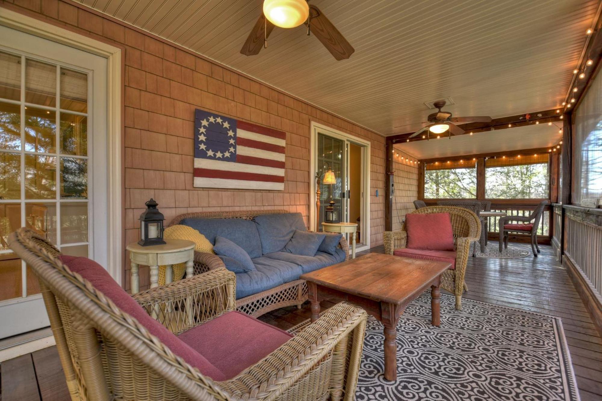 Southern Living Cottage Cozy Up By The Fire Relax On The Porch And Enjoy Peaceful Surroundings Блу-Ридж Екстер'єр фото